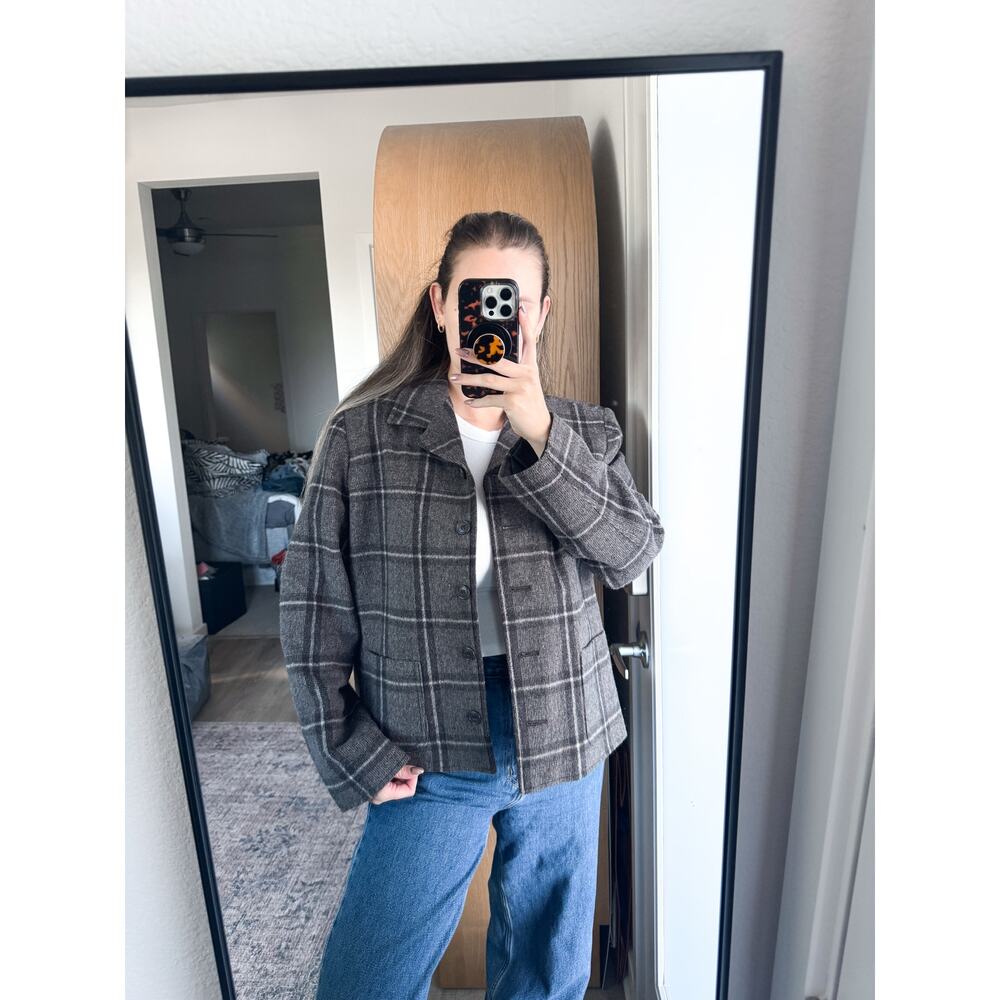 Vintage Gray Plaid‎ Jacket